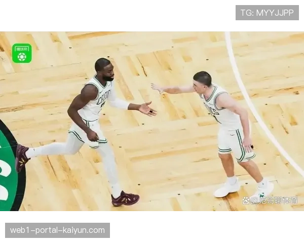 勇士进攻体系受阻 惨败猛龙暴露阵容短板