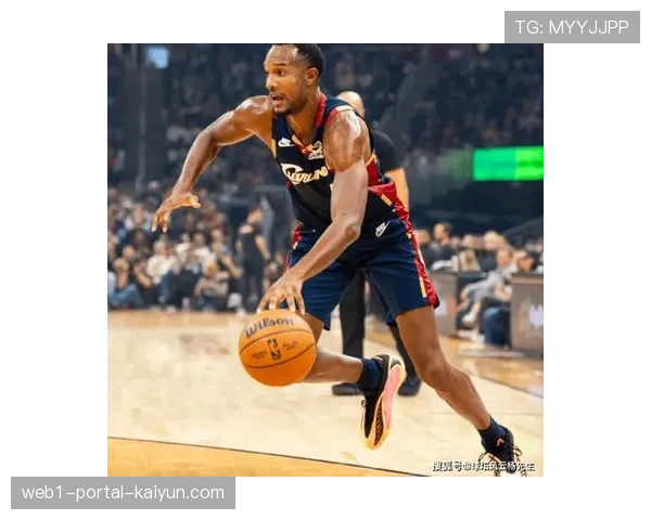 骑士米切尔莫布利组合 晋级概率领先东部